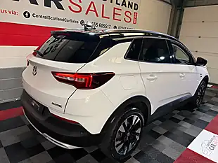 Used 2021 Vauxhall Grandland X Griffin Edition White - Interior and Exterior details 16