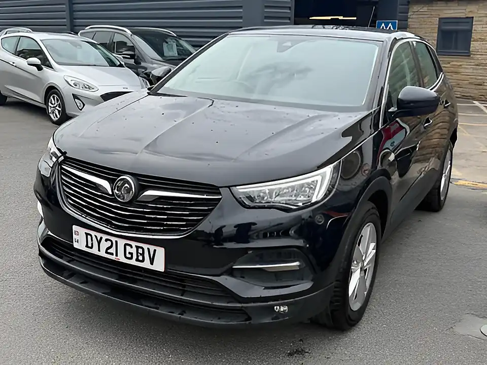 Used 2021 Vauxhall Grandland X Se Premium Black - Interior and Exterior details 3