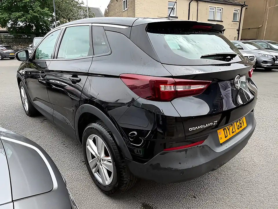 Used 2021 Vauxhall Grandland X Se Premium Black - Interior and Exterior details 4