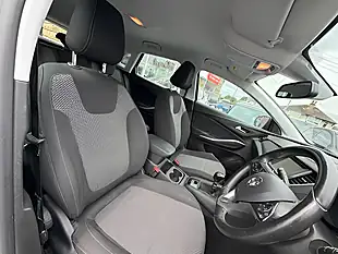 Used 2021 Vauxhall Grandland X Se Premium Black - Interior and Exterior details 8