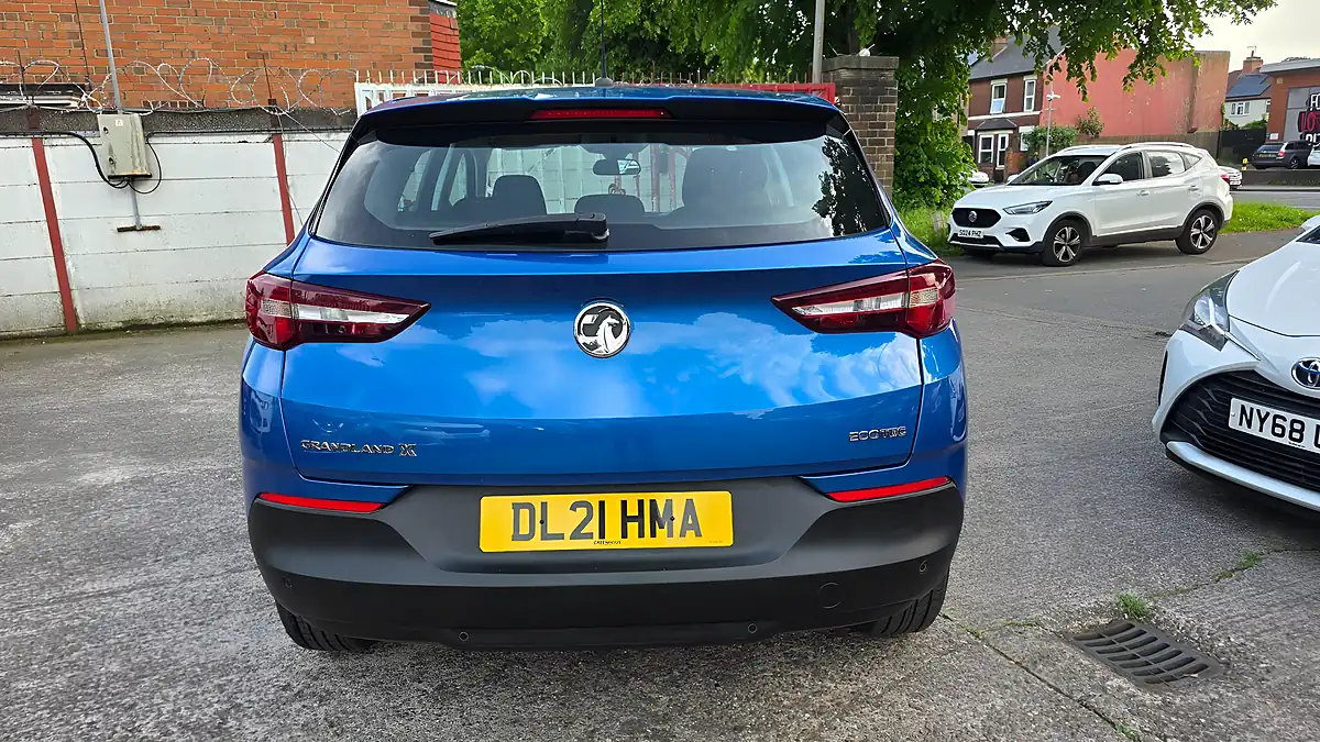 Used 2021 Vauxhall Grandland X Se Premium Blue - Interior and Exterior details 10