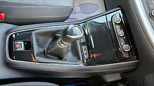 Used 2021 Vauxhall Grandland X Se Premium Blue - Interior and Exterior details 15