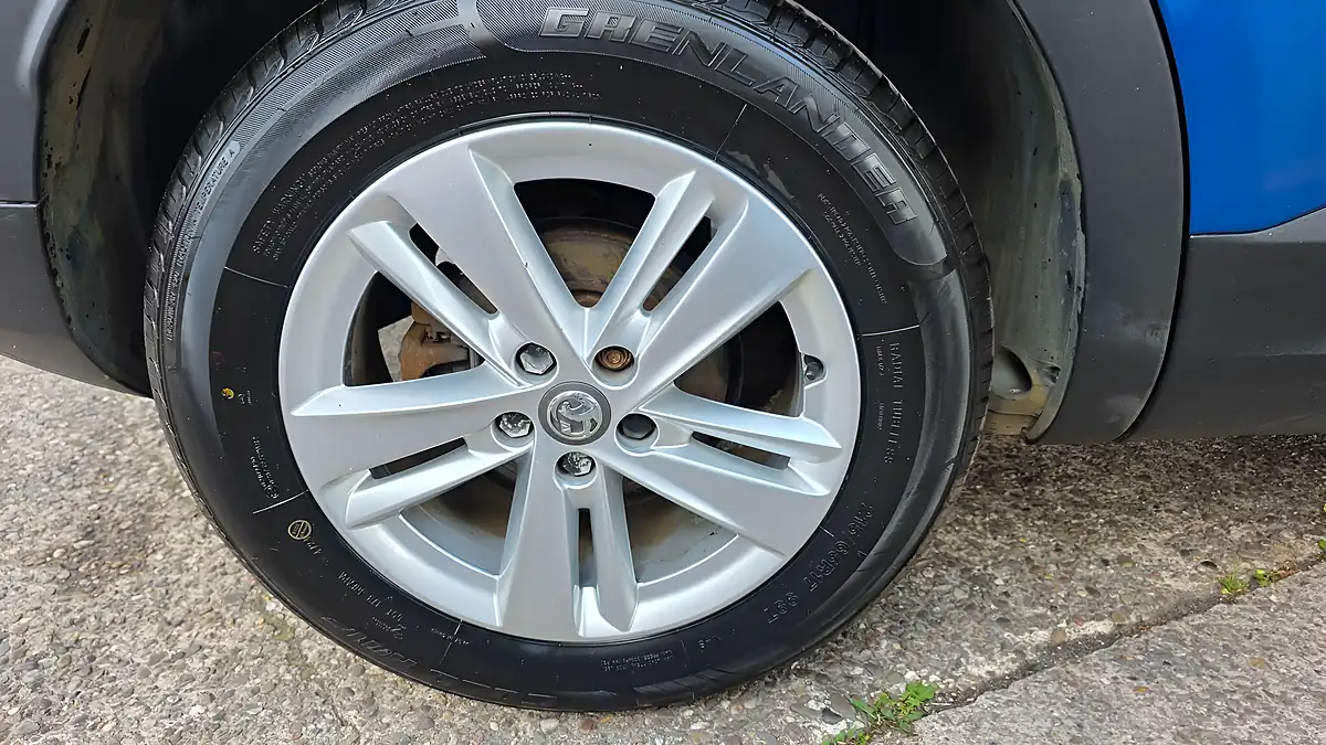 Used 2021 Vauxhall Grandland X Se Premium Blue - Interior and Exterior details 19