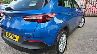 Used 2021 Vauxhall Grandland X Se Premium Blue - Interior and Exterior details 7