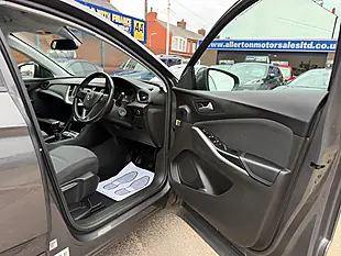 Used 2021 Vauxhall Grandland X Se Premium Grey - Interior and Exterior details 10