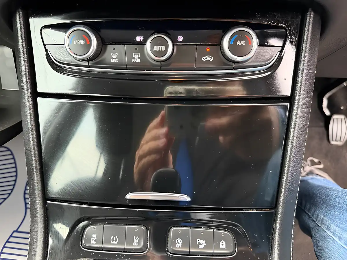 Used 2021 Vauxhall Grandland X Se Premium Grey - Interior and Exterior details 15