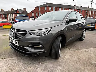 Used 2021 Vauxhall Grandland X Se Premium Grey - Interior and Exterior details 3