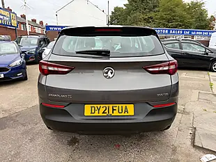 Used 2021 Vauxhall Grandland X Se Premium Grey - Interior and Exterior details 5