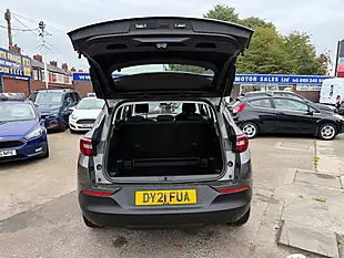 Used 2021 Vauxhall Grandland X Se Premium Grey - Interior and Exterior details 8