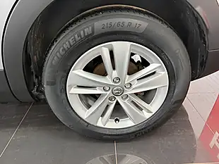 Used 2021 Vauxhall Grandland X Se Premium Quartz Grey - Interior and Exterior details 11