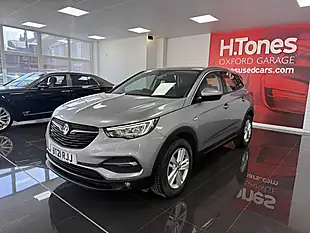 Used 2021 Vauxhall Grandland X Se Premium Quartz Grey - Interior and Exterior details 17