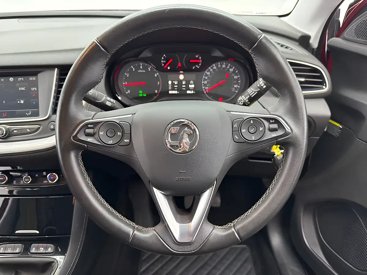 Used 2021 Vauxhall Grandland X Se Premium Red - Interior and Exterior details 17