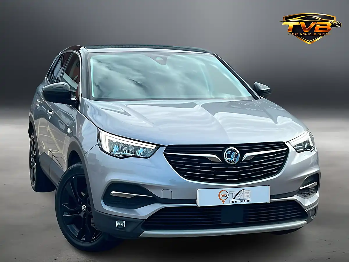 Used 2021 Vauxhall Grandland X Sri Nav Quartz Grey - Front View