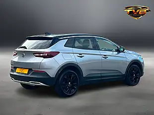 Used 2021 Vauxhall Grandland X Sri Nav Quartz Grey - Interior and Exterior details 9