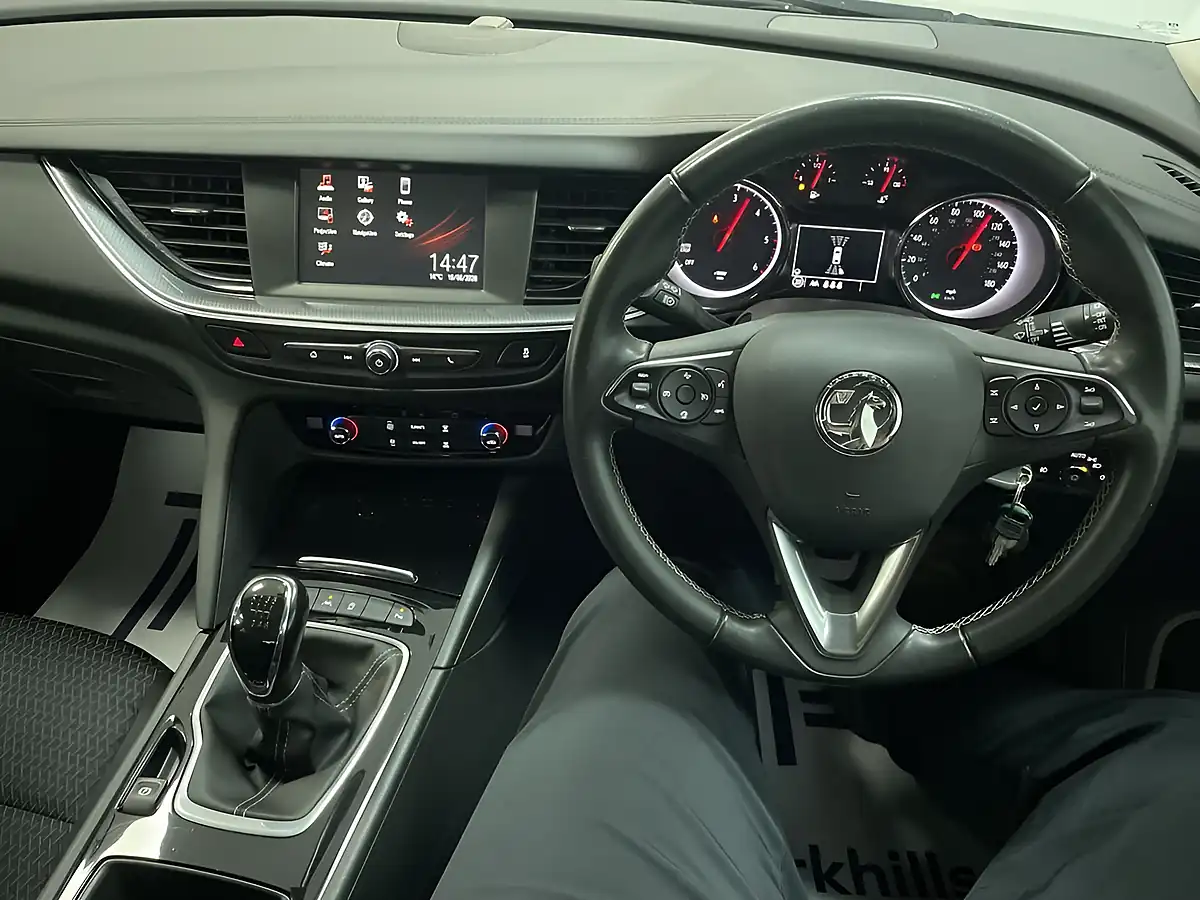 Used 2021 Vauxhall Insignia Se Nav Grand Sport Grey - Interior and Exterior details 18