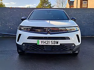 Used 2021 Vauxhall Mokka Electric Sri Nav Premium Auto 5dr White - Interior and Exterior details 11