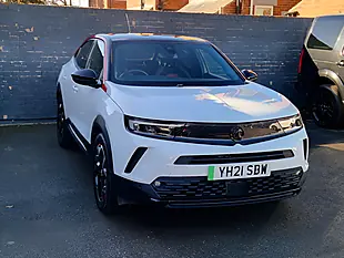 Used 2021 Vauxhall Mokka Electric Sri Nav Premium Auto 5dr White - Interior and Exterior details 3