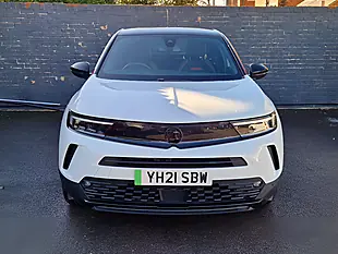 Used 2021 Vauxhall Mokka Electric Sri Nav Premium Auto 5dr White - Interior and Exterior details 4