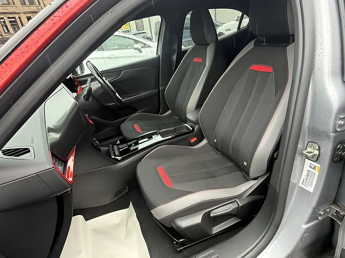 Used 2021 Vauxhall Mokka Electric Sri Nav Premium Grey - Interior and Exterior details 11