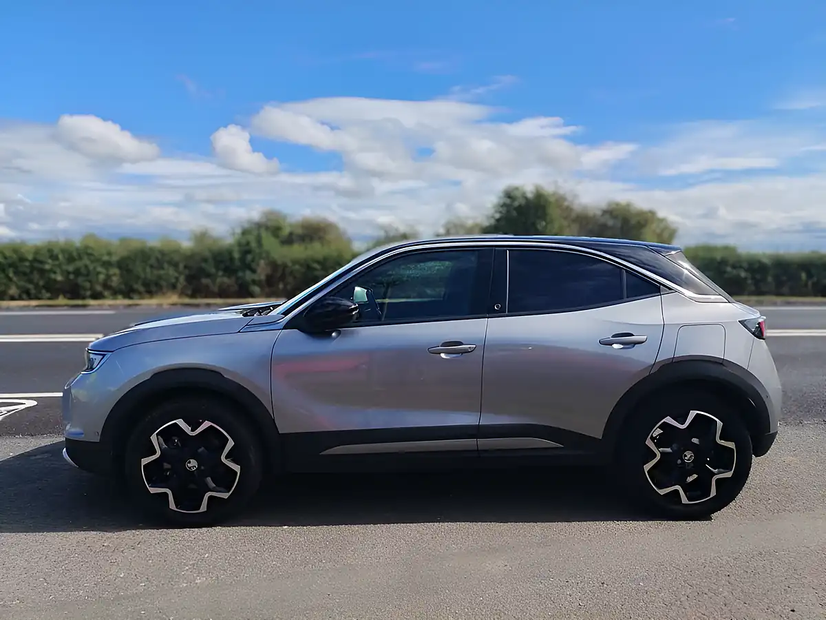 Used 2021 Vauxhall Mokka Electric Ultimate Edition Grey - Interior and Exterior details 9