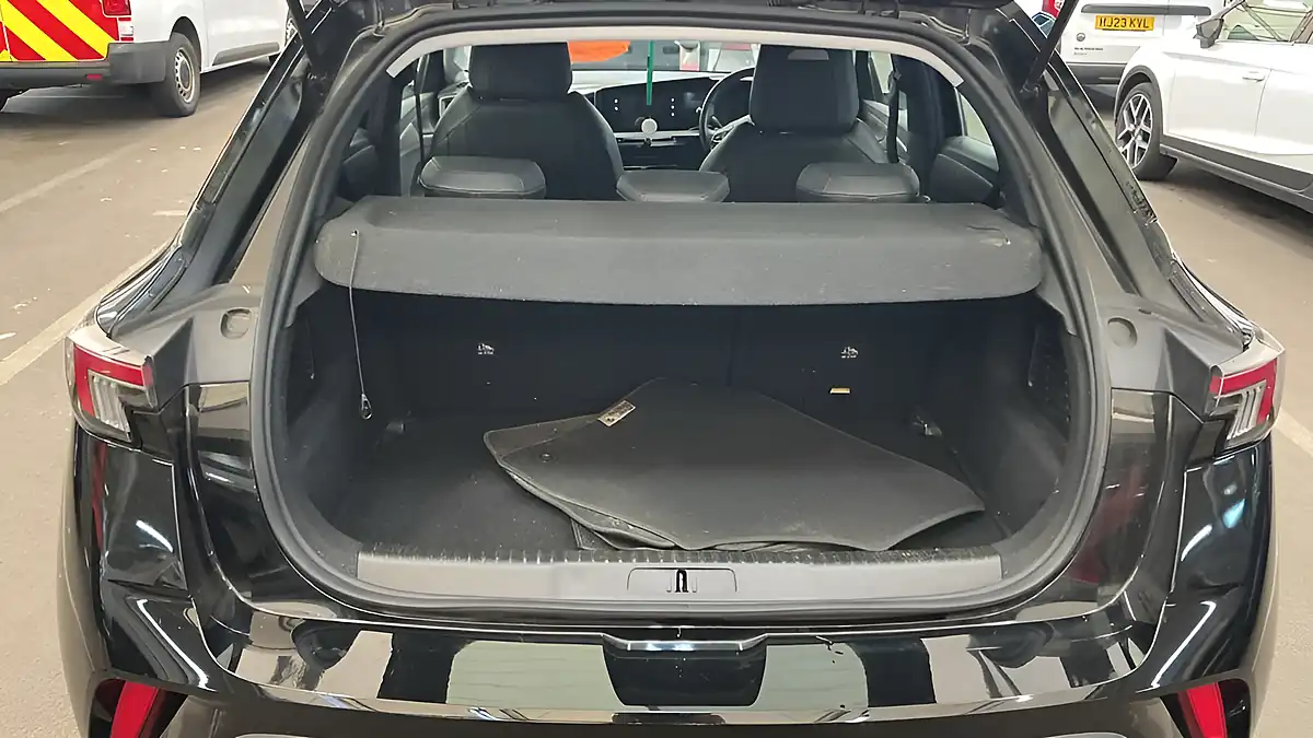 Used 2021 Vauxhall Mokka Elite Edition Black - Interior and Exterior details 13