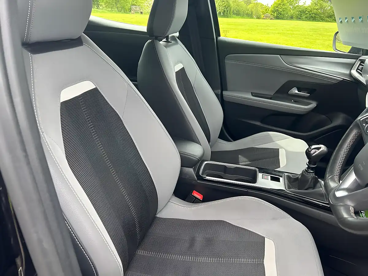 Used 2021 Vauxhall Mokka Elite Nav Black - Interior and Exterior details 10