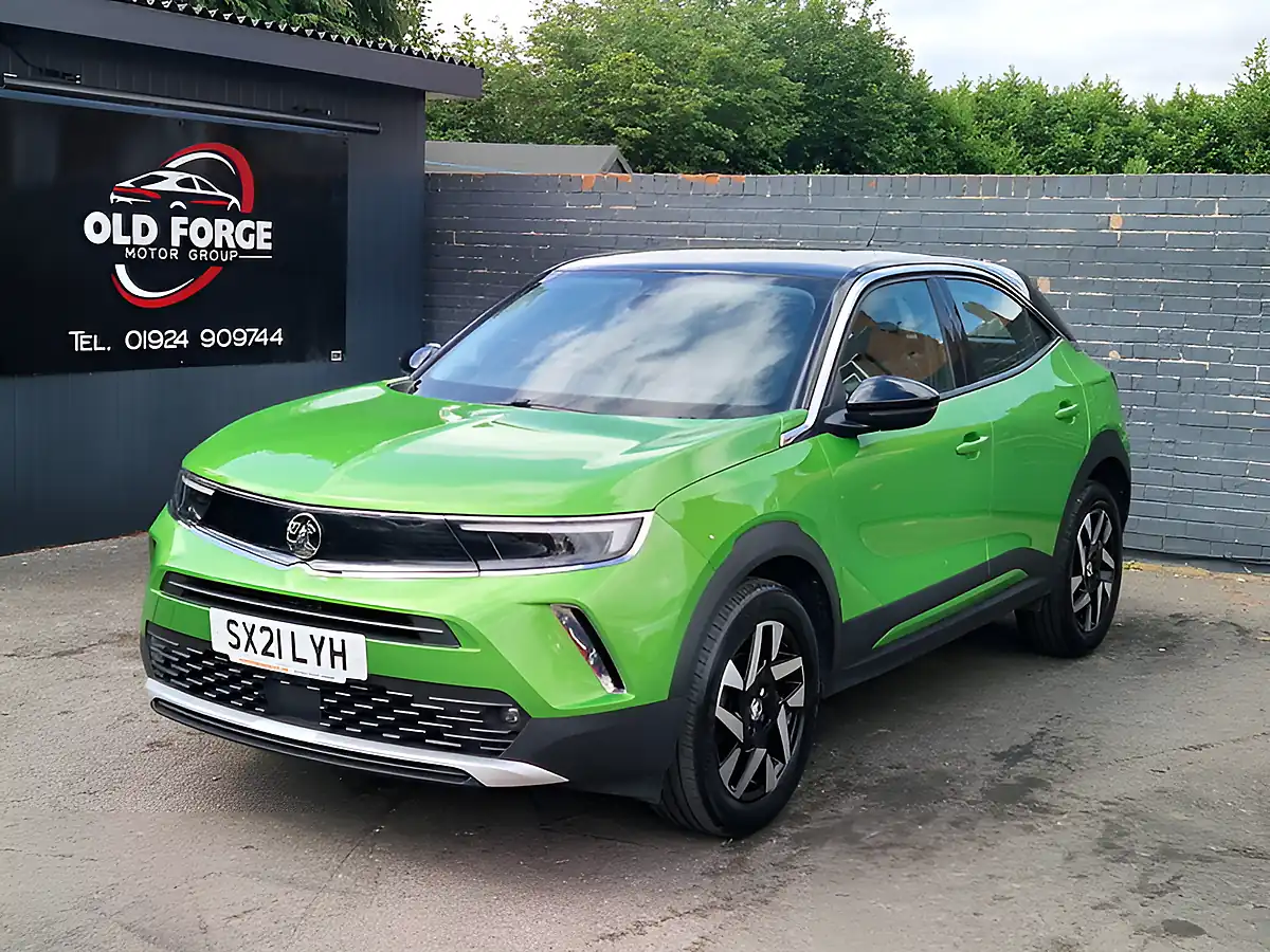 Used 2021 Vauxhall Mokka Elite Nav Green - Front View