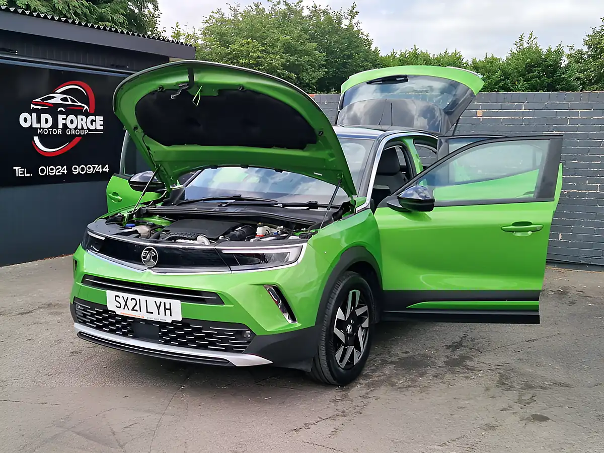 Used 2021 Vauxhall Mokka Elite Nav Green - Interior and Exterior details 10