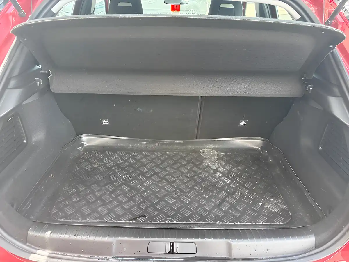 Used 2021 Vauxhall Mokka Elite Nav Red - Interior and Exterior details 13