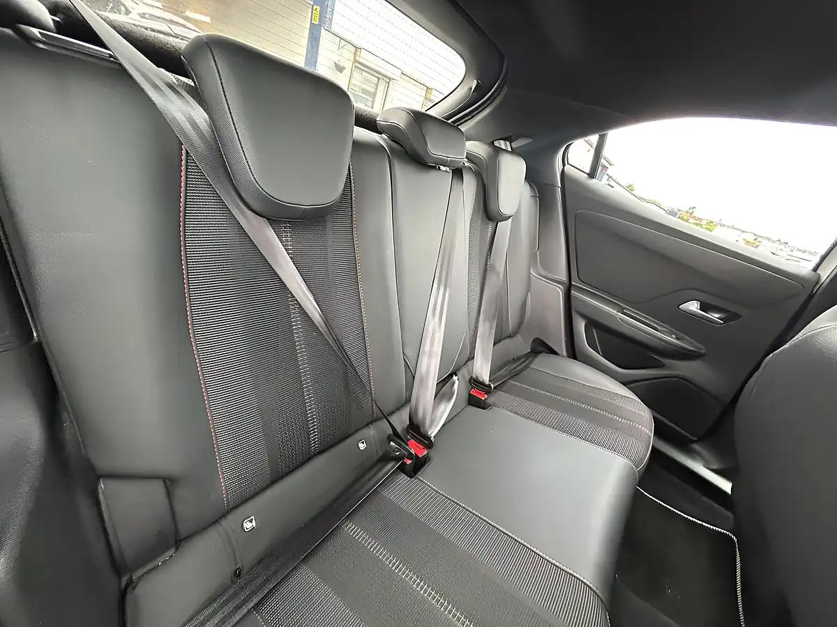 Used 2021 Vauxhall Mokka Sri Nav Premium White - Interior and Exterior details 6