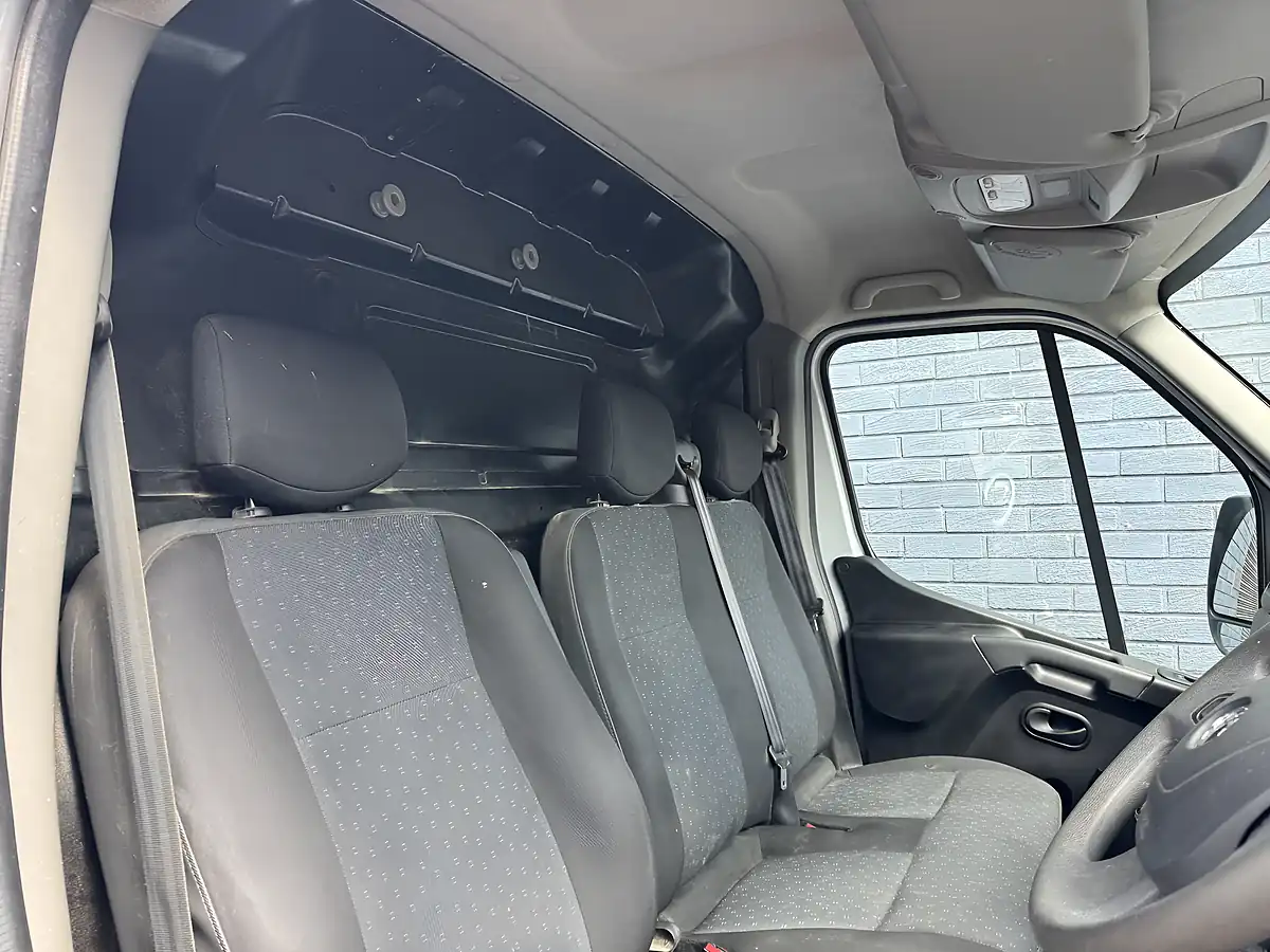 Used 2021 Vauxhall Movano 3500 Biturbo Edition White - Interior and Exterior details 11
