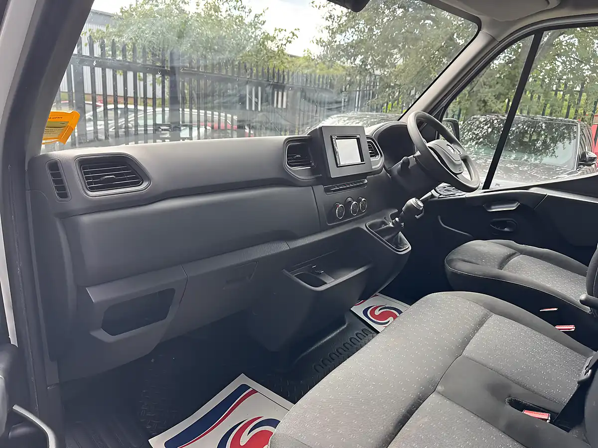 Used 2021 Vauxhall Movano 3500 Biturbo Edition White - Interior and Exterior details 12