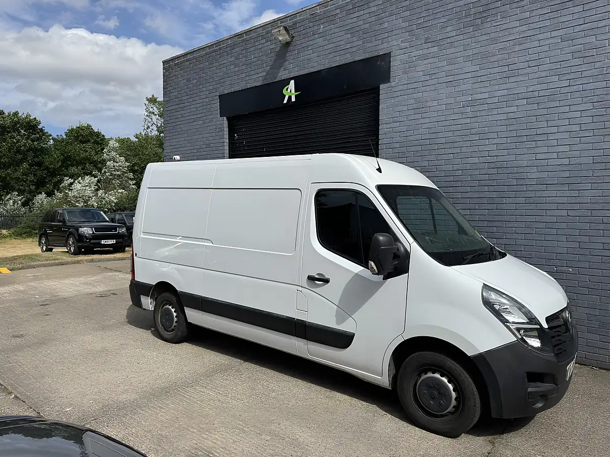 Used 2021 Vauxhall Movano 3500 Biturbo Edition White - Interior and Exterior details 8