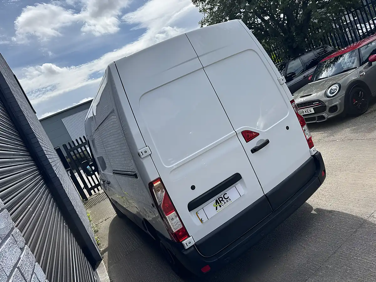 Used 2021 Vauxhall Movano 3500 Biturbo Edition White - Interior and Exterior details 9
