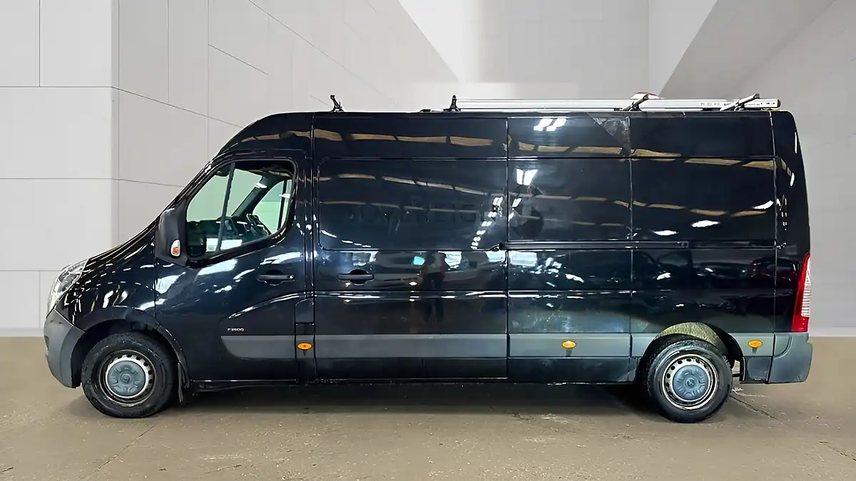 Used 2021 Vauxhall Movano 3500 Edition Nav Black - Interior and Exterior details 8