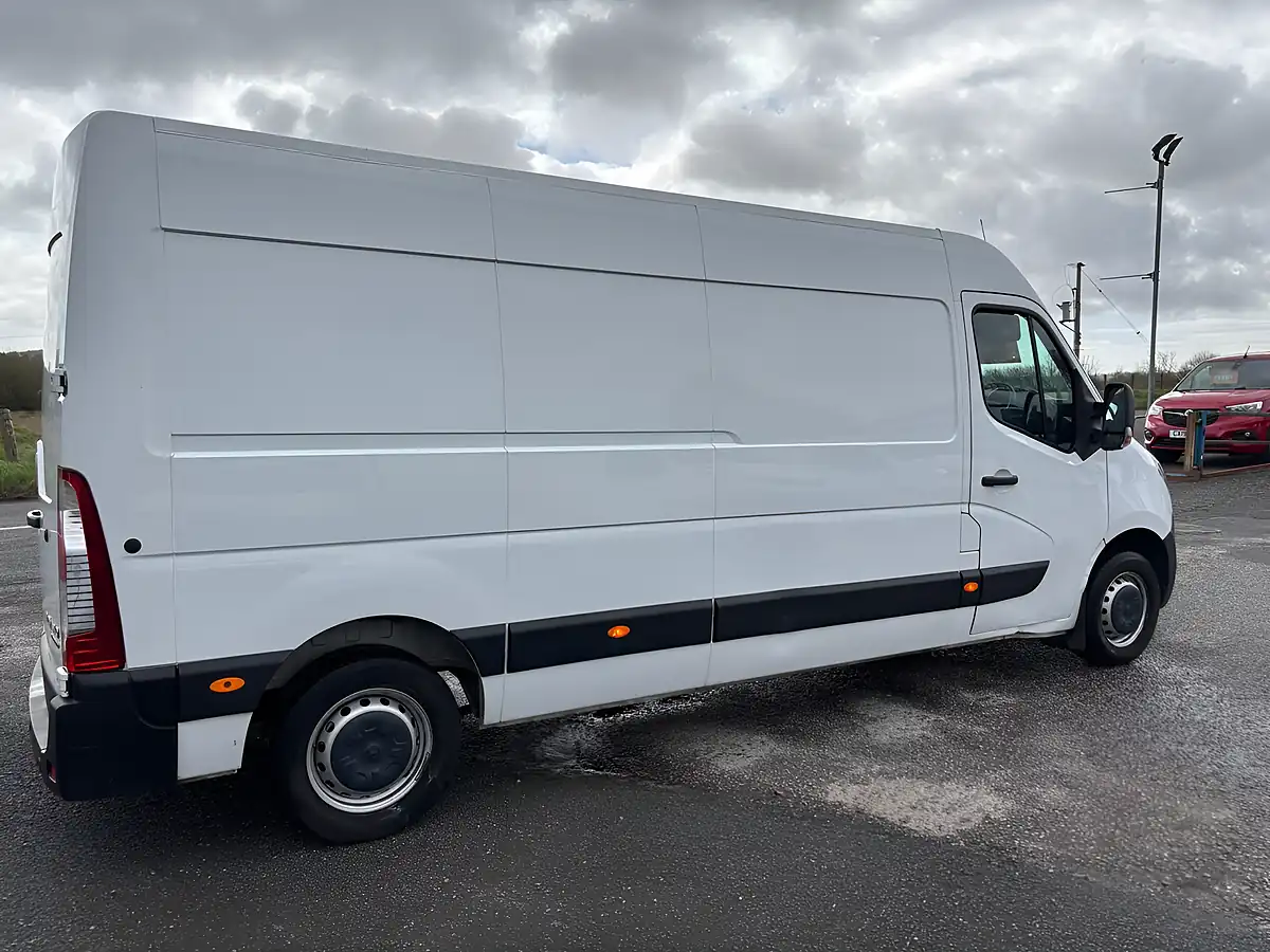 Used 2021 Vauxhall Movano 3500 Edition White - Interior and Exterior details 3
