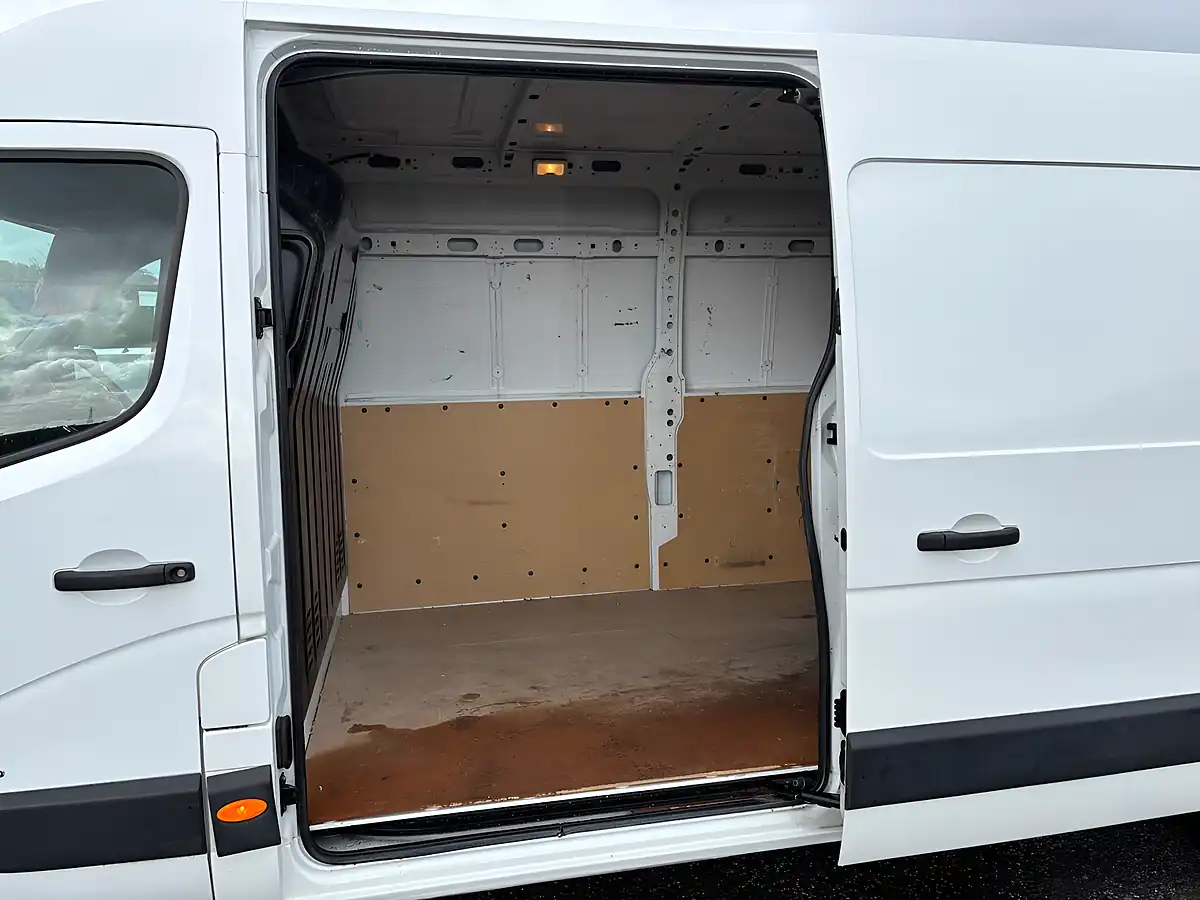 Used 2021 Vauxhall Movano 3500 Edition White - Interior and Exterior details 7