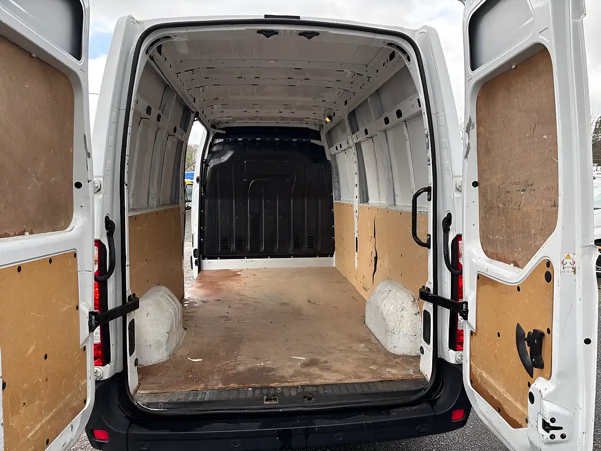 Used 2021 Vauxhall Movano 3500 Edition White - Interior and Exterior details 8