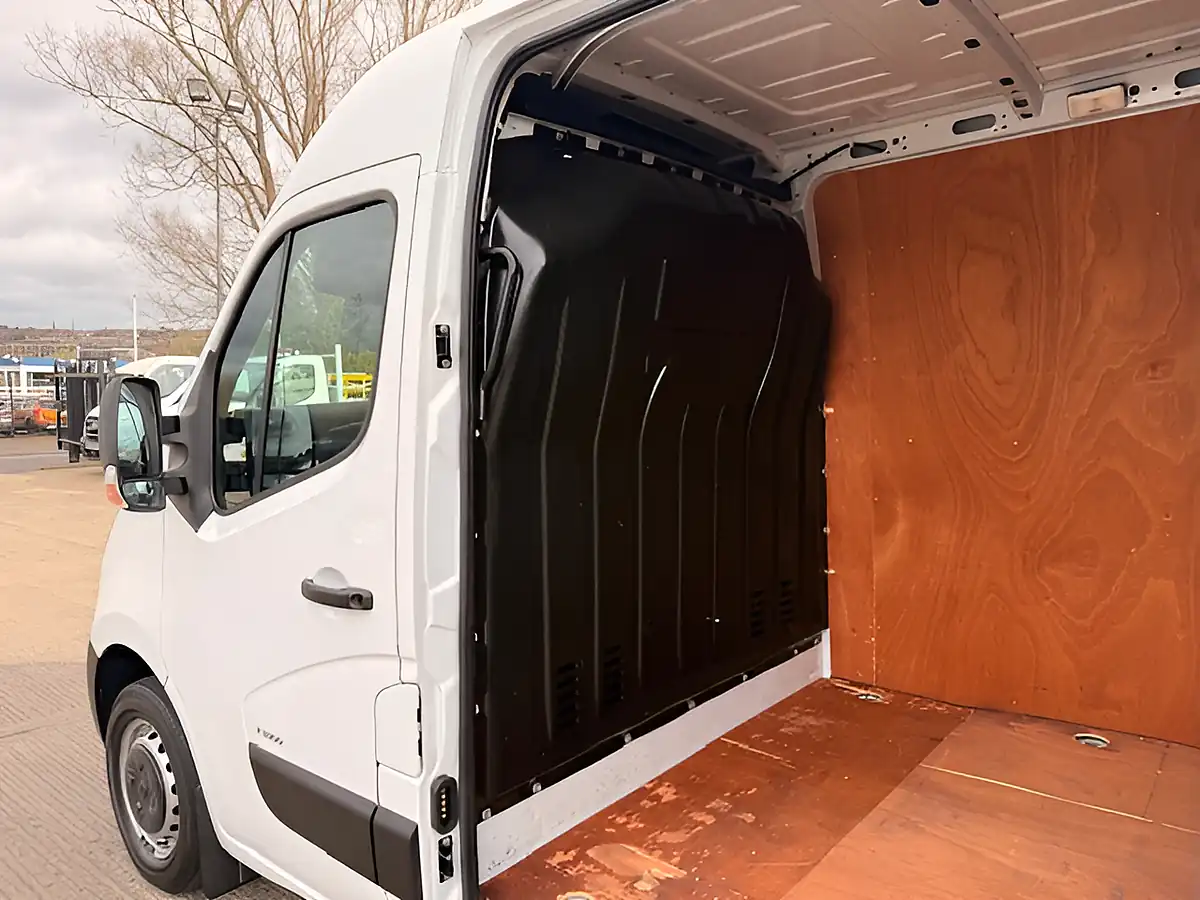 Used 2021 Vauxhall Movano Dynamic L2 H2 Mwb White - Interior and Exterior details 11