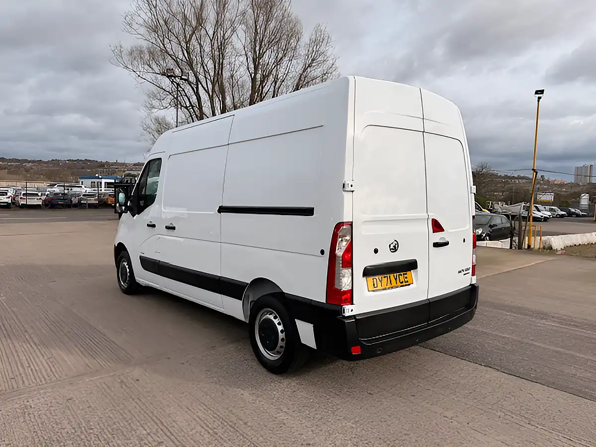 Used 2021 Vauxhall Movano Dynamic L2 H2 Mwb White - Interior and Exterior details 7