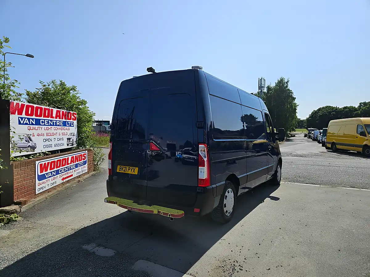 Used 2021 Vauxhall Movano Edition Blue - Interior and Exterior details 8