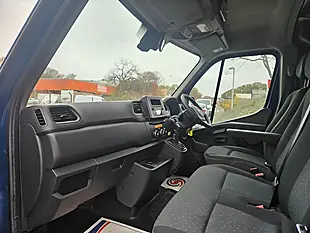 Used 2021 Vauxhall Movano Edition Blue - Interior and Exterior details 12