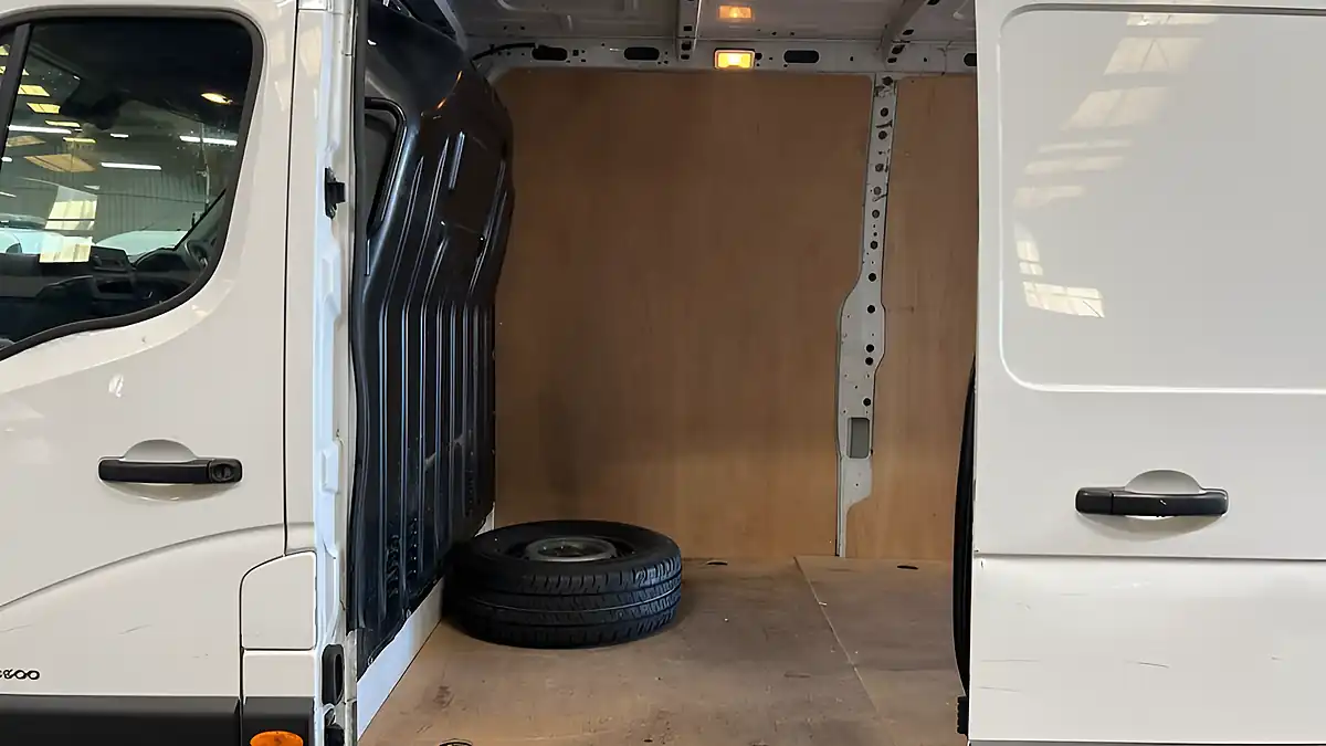 Used 2021 Vauxhall Movano Edition L3 H2 White - Interior and Exterior details 10