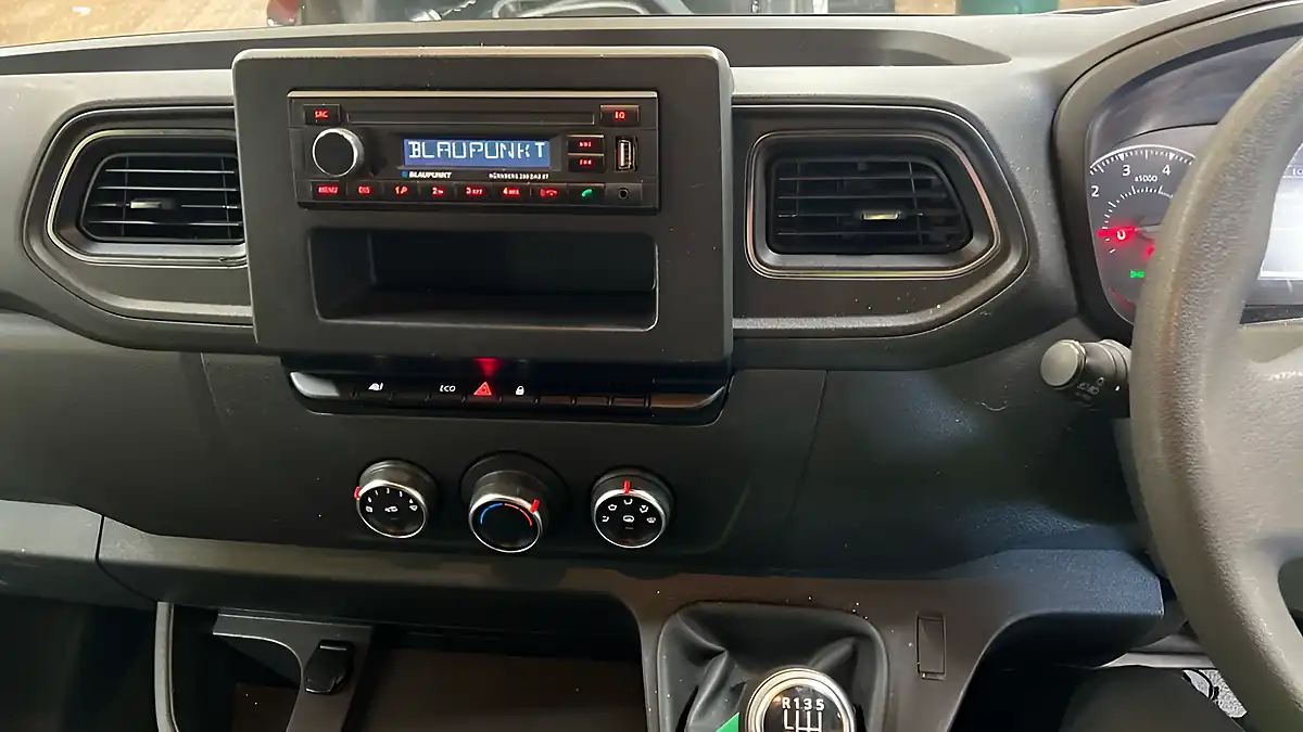 Used 2021 Vauxhall Movano Edition L3 H2 White - Interior and Exterior details 12