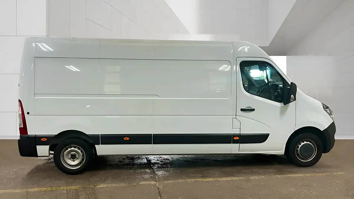 Used 2021 Vauxhall Movano Edition L3 H2 White - Interior and Exterior details 6