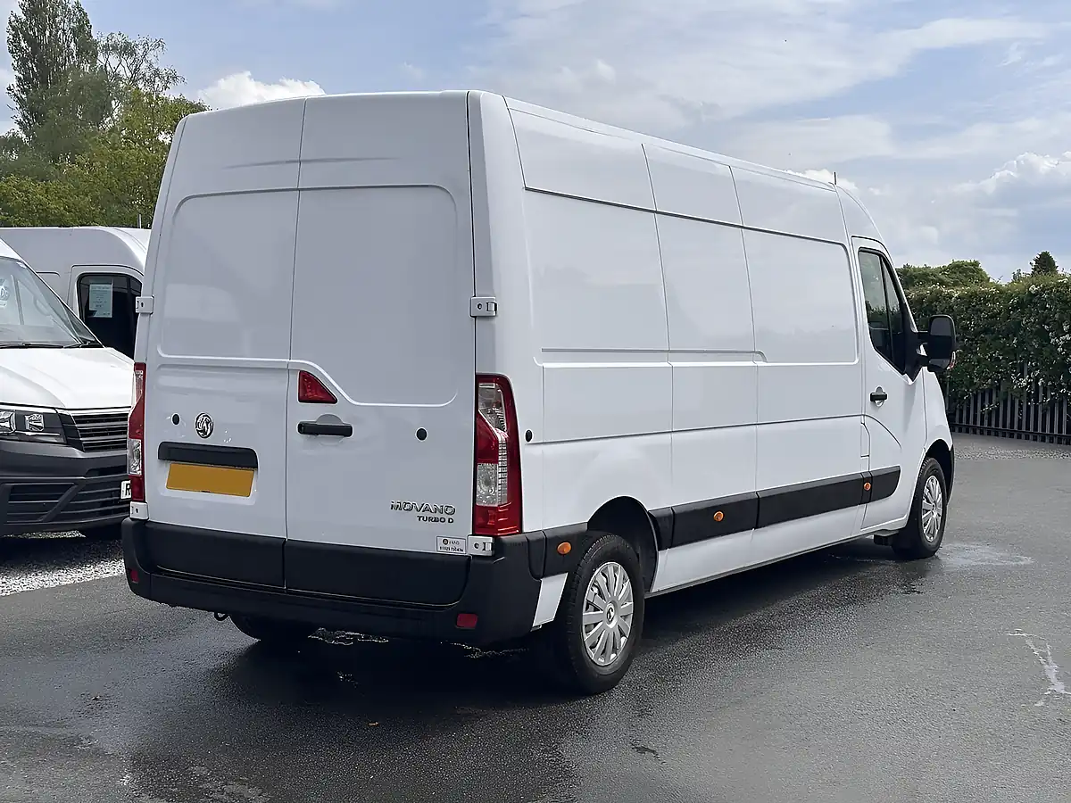 Used 2021 Vauxhall Movano Edition L3H2 White - Interior and Exterior details 11