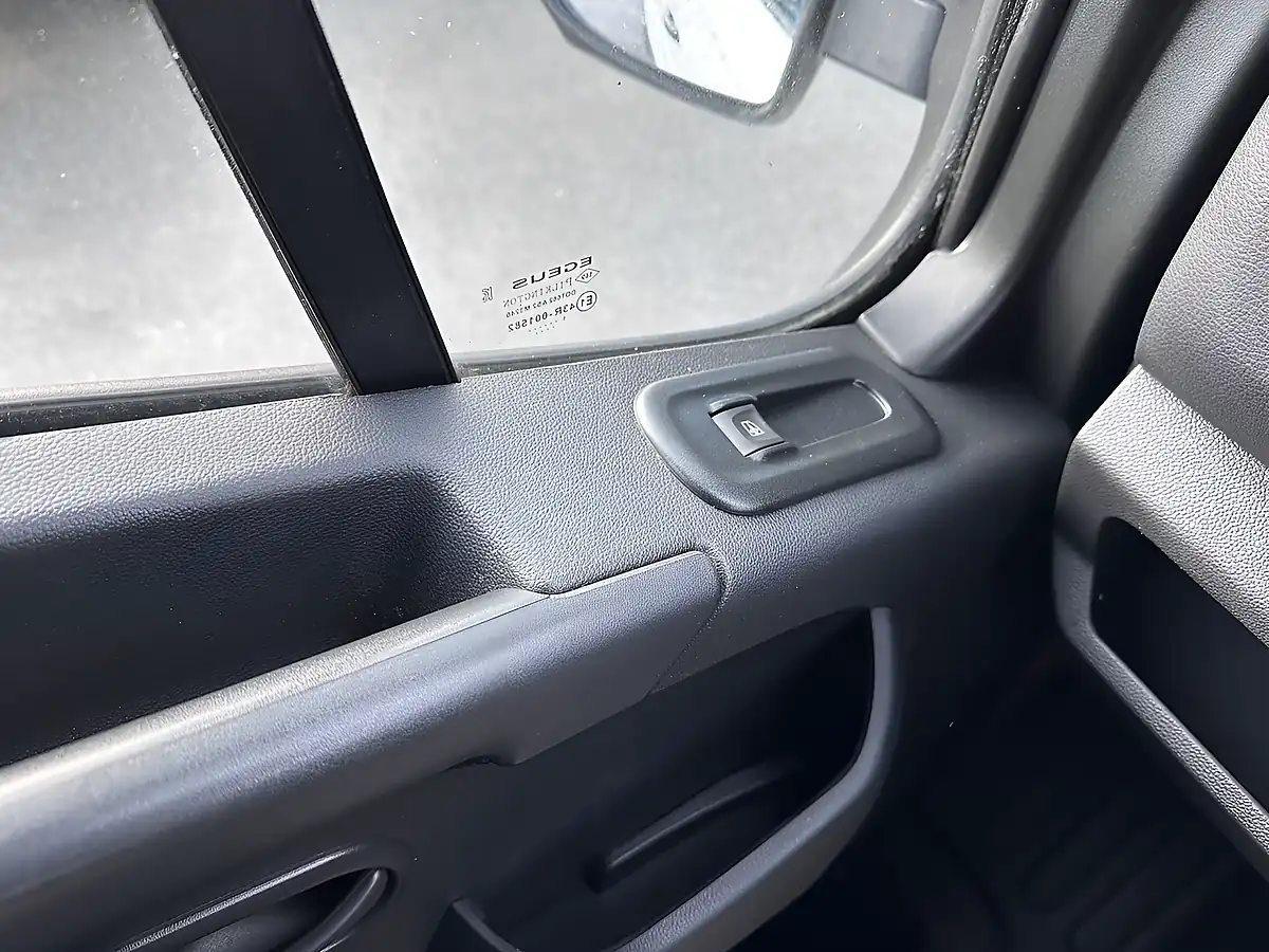 Used 2021 Vauxhall Movano Edition L3H2 White - Interior and Exterior details 18