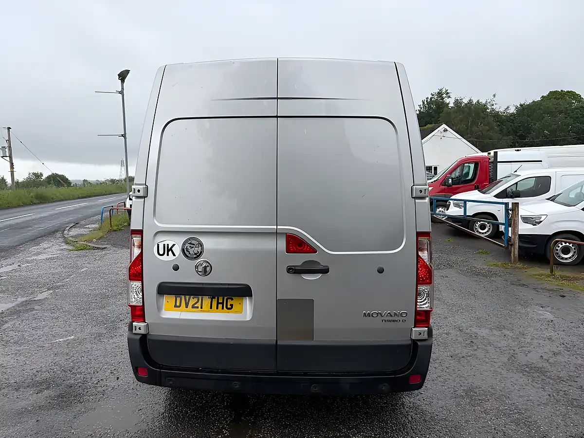 Used 2021 Vauxhall Movano Edition Silver - Interior and Exterior details 5