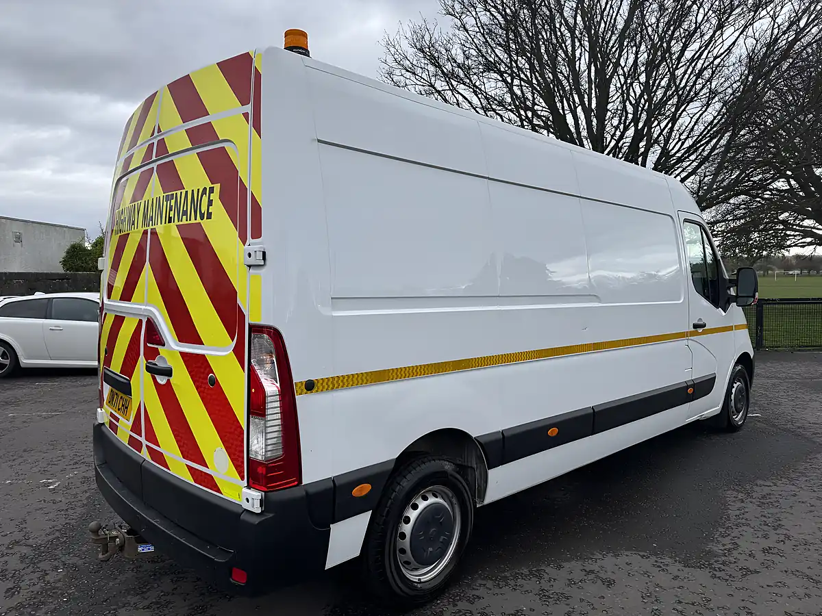 Used 2021 Vauxhall Movano Edition White - Interior and Exterior details 6