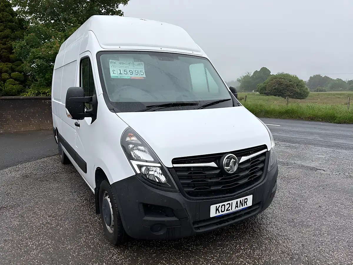 Used 2021 Vauxhall Movano Edition White - Front View